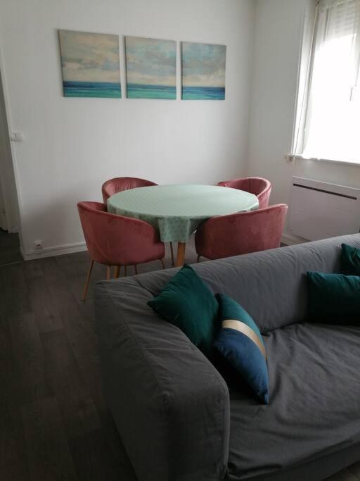 Appartement 2 Chambres A 3 Min A Pied De La Plage Saint-Valery-en-Caux Esterno foto